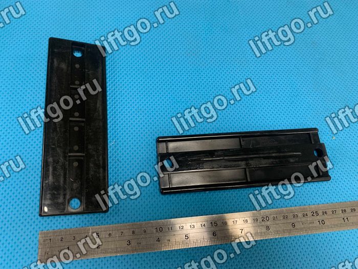  Пластиковая направляющая поручня эскалатора  SIGMA / Xizi OTIS XAA385X, 170*57мм, расстояние между отверстиями 150мм