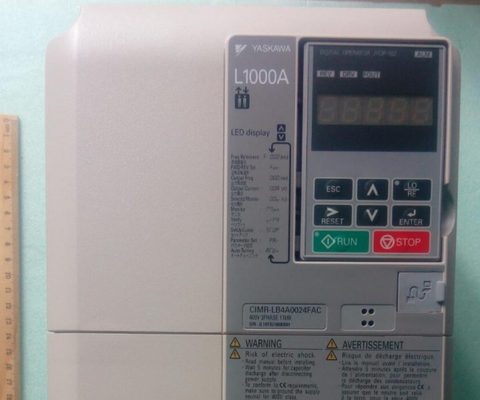 Частотный преобразователь YASKAWA L1000A CIMR-LB4A0024FAC, 11 кВт